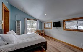 Cozy Studio Cabin Retreat With Spacious Outdoor Deck, Contact Us For Price Drop